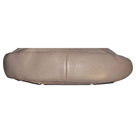 Michael Kors Brooklyn Grommet Leather Taupe Hobo Convertible Bag Authenticated - Picture 5 of 10